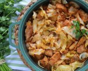 Χοιρινό με λάχανο