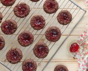 μπισκότα βρώμης με μαρμελάδα