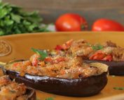 Μελιτζάνες γεμιστές με τόνο