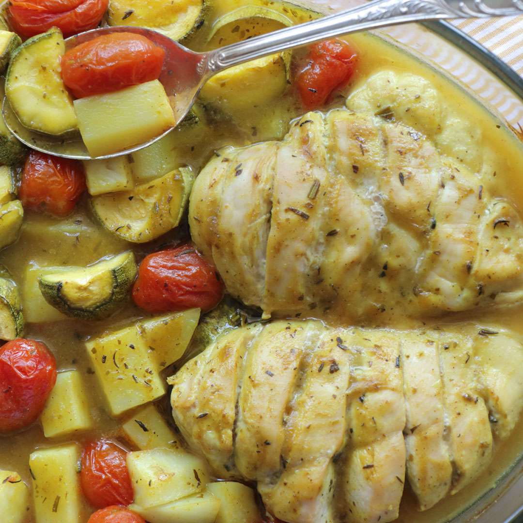 Κοτόπουλο λεμονάτο στο φούρνο με λαχανικά