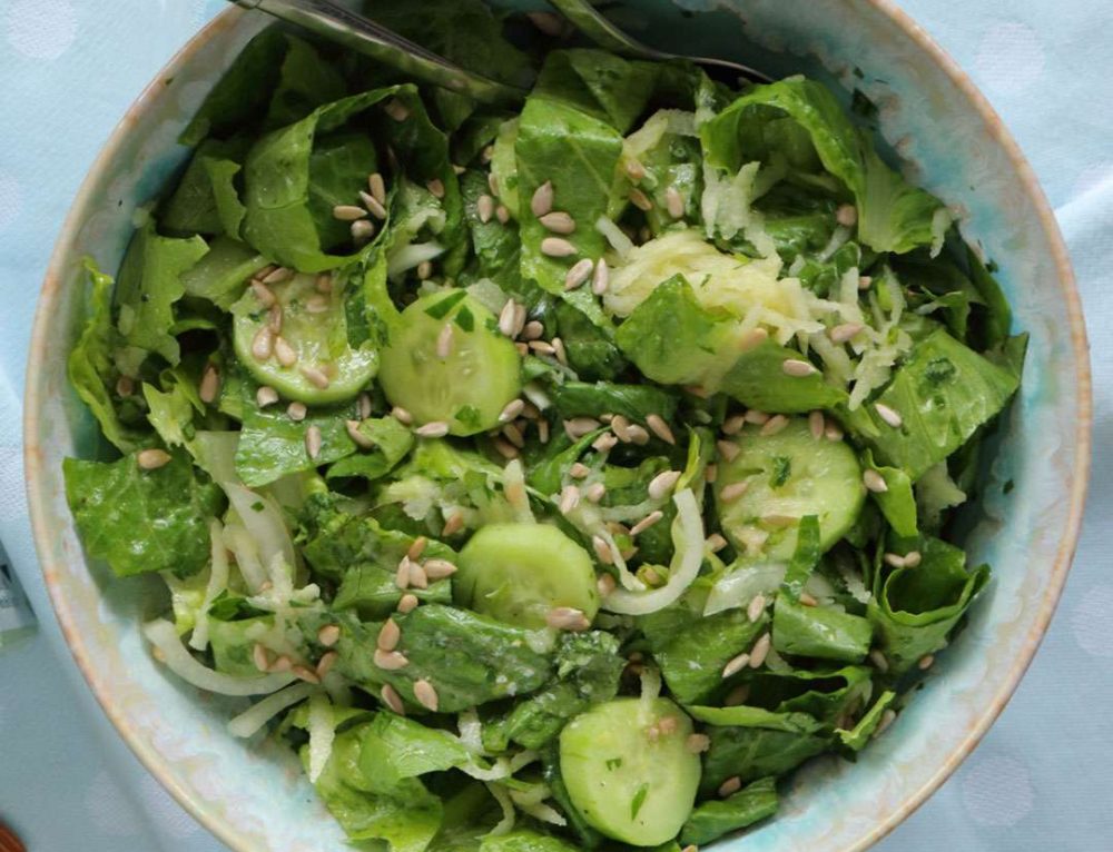 Η viral σαλάτα της Jennifer Aniston paxxi