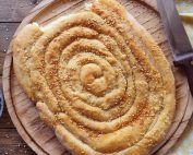 Τυρόπιτα κουλούρα