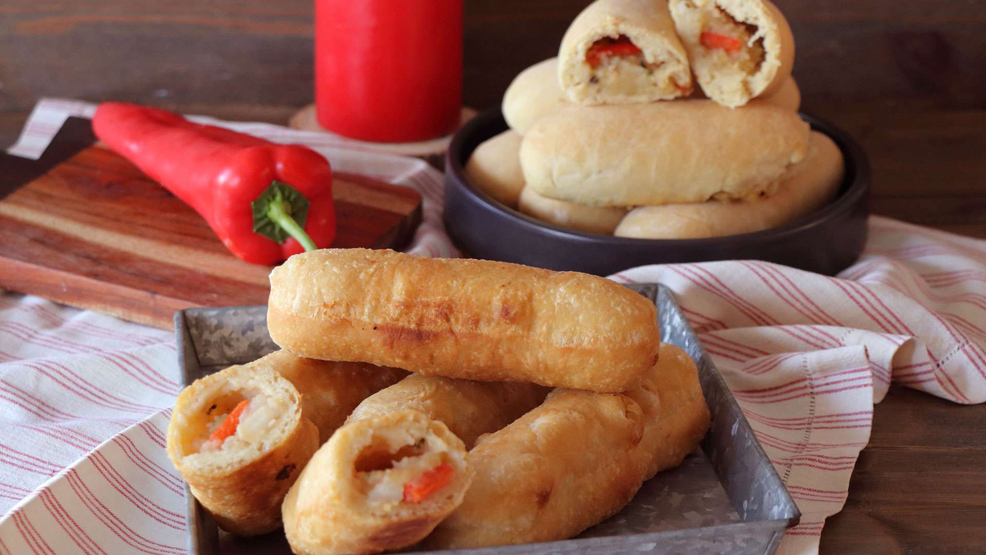 Πιροσκί νηστίσιμα με πατάτα αφράτα φούρνου και τηγανητά