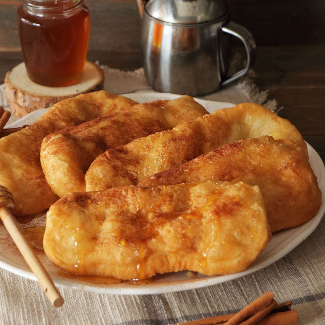 Τραβηχτές πίτες Μάνης