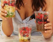 3 Εύκολα Salad Bowls για την παραλία